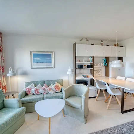 - Haus L, App 0l0506 Apartment